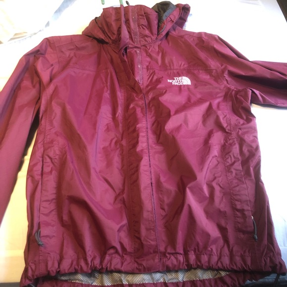North face Rain Coat - Picture 1 of 5